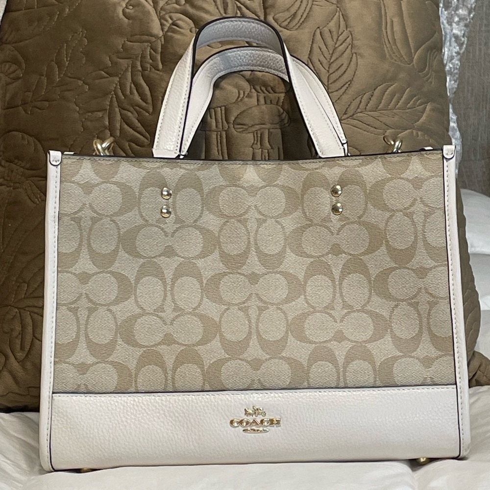 Coach Dempsey 30 Carryall Tote